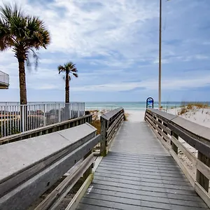  Holiday home Townhome With Balcony - Walk To The Beach! United States