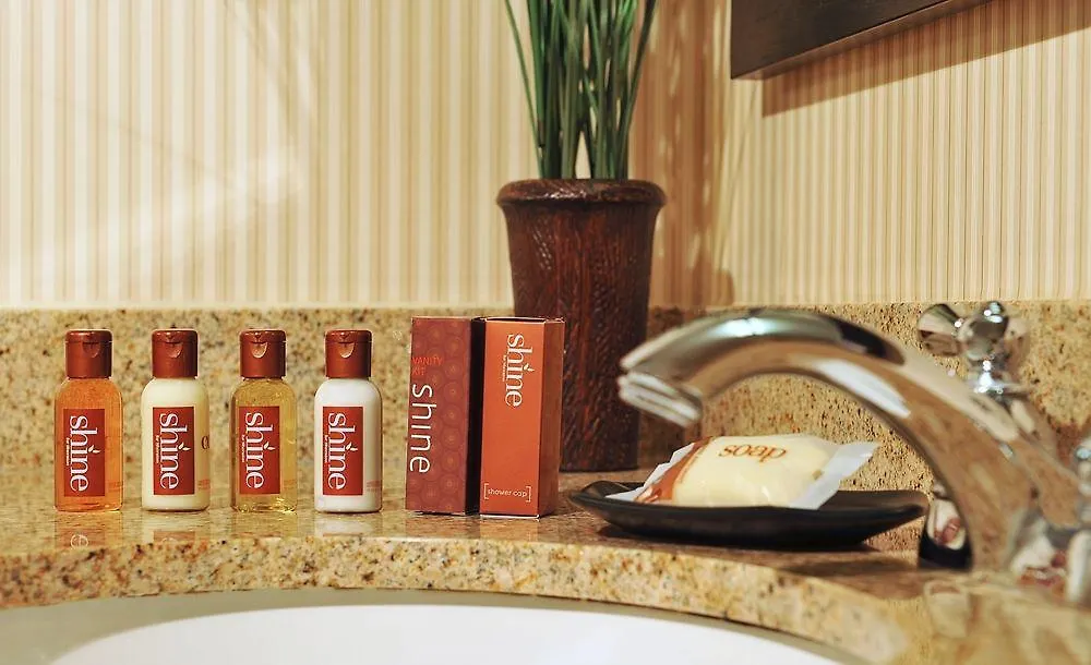Sheraton Suites Orlando Airport Hotel