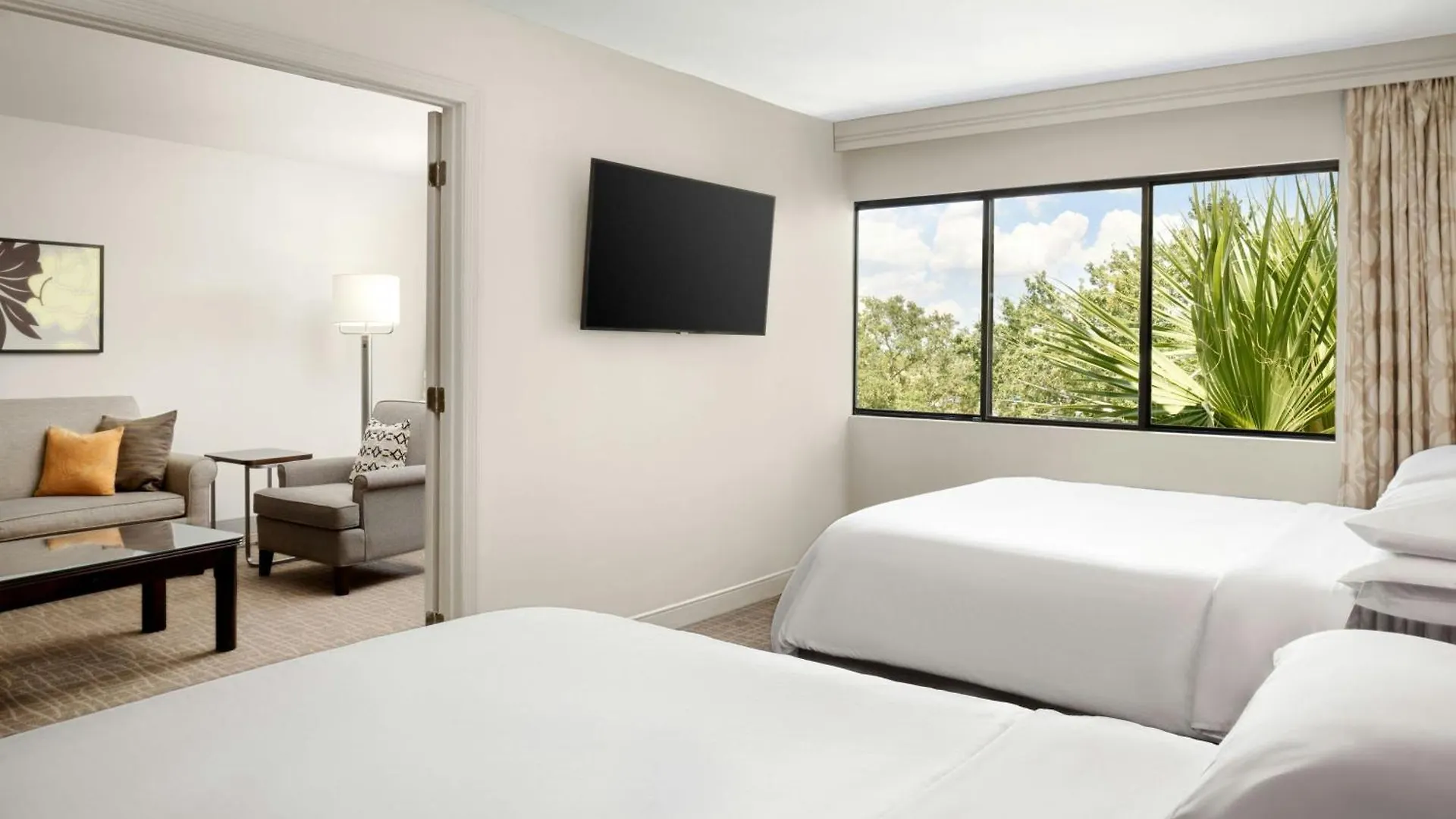Sheraton Suites Orlando Airport Hotel