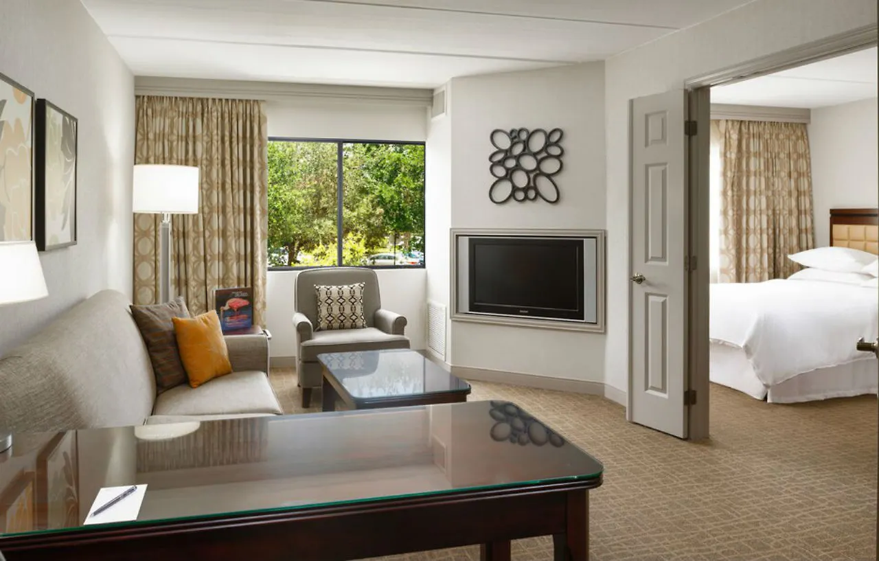 Sheraton Suites Orlando Airport Hotel